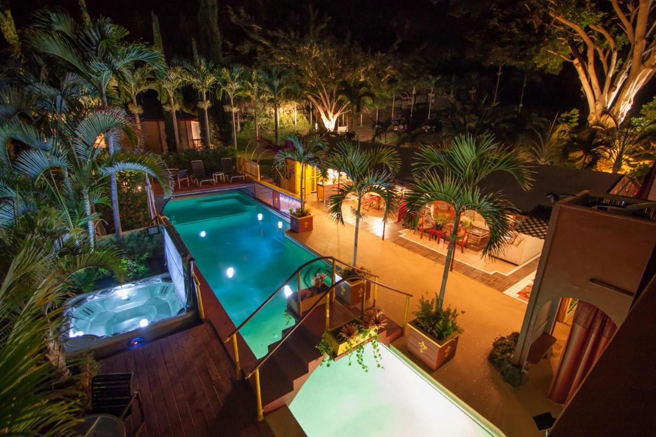 Banyan Tree Sanctuary Guest House Kalaoa ภายนอก รูปภาพ
